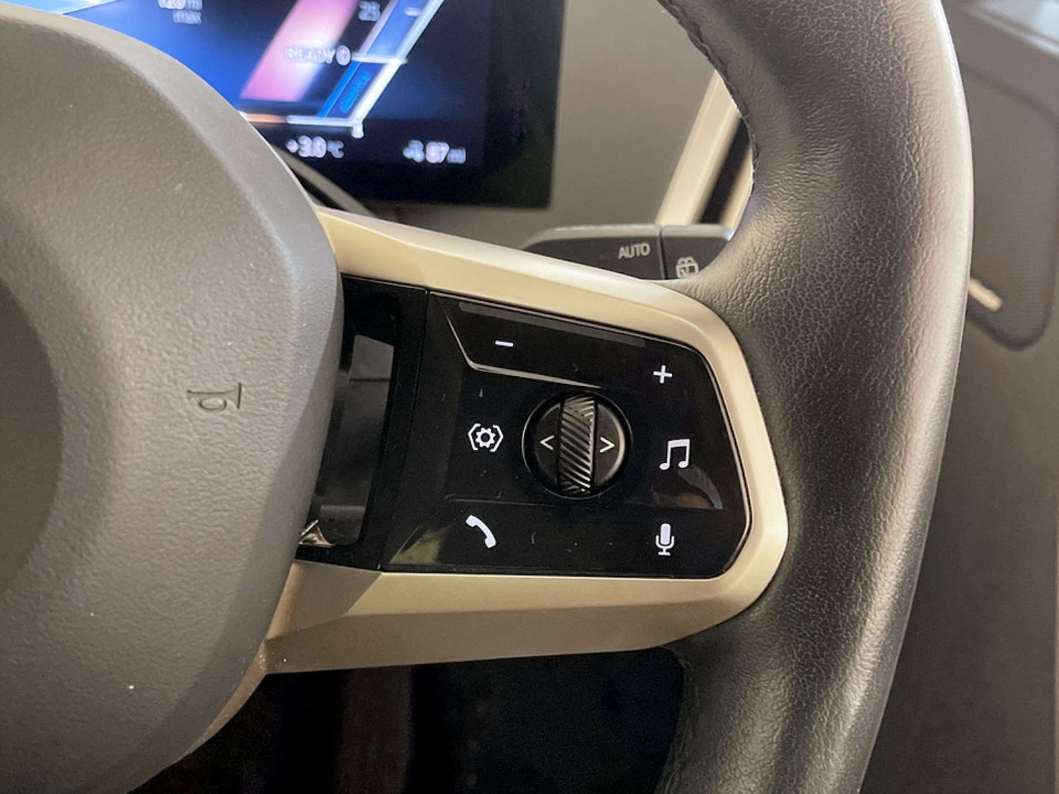 Used BMW iX 2022 for sale - 77185533: Photo 19