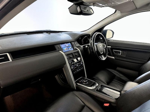 Used Land Rover Discovery Sport 2017 for sale - 76261125: Photo 12