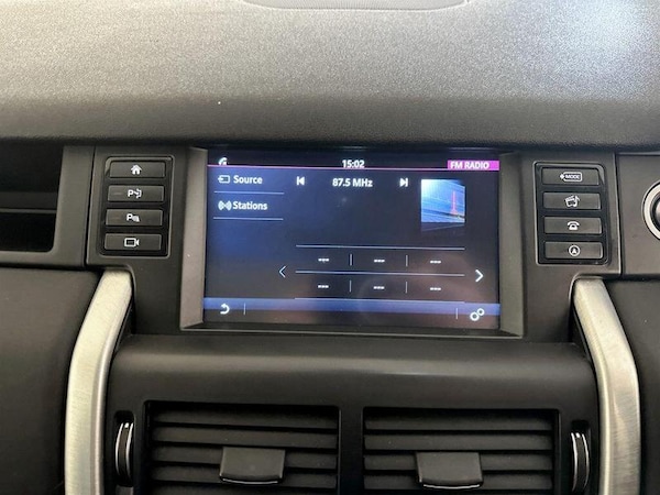 Used Land Rover Discovery Sport 2017 for sale - 76261125: Photo 24