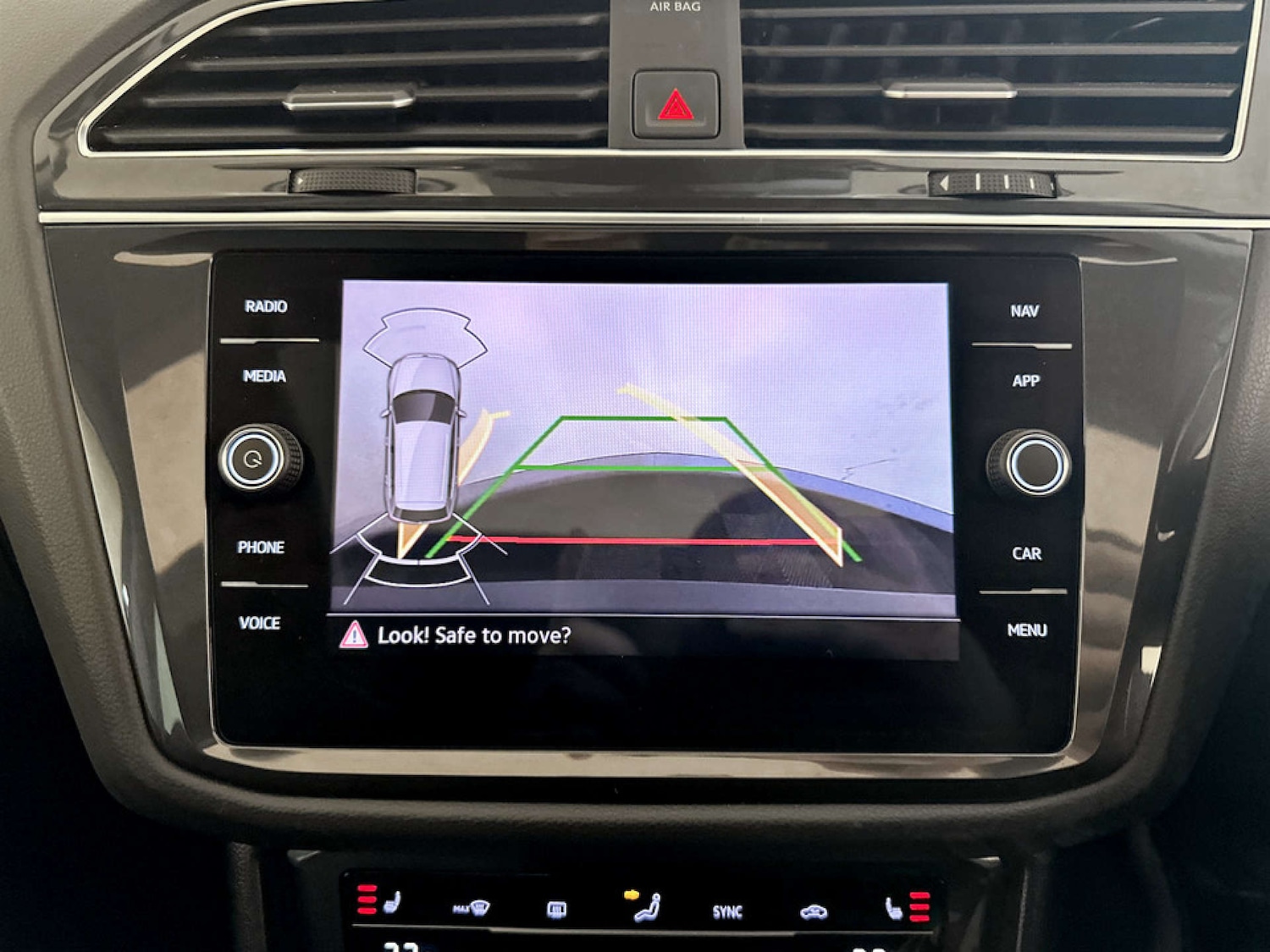 Used Volkswagen Tiguan 2023 for sale - 77750335: Photo 21