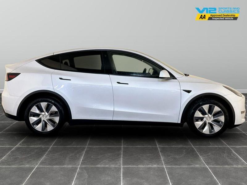 Used Tesla Model Y 2022 for sale - 76382143: Photo 11