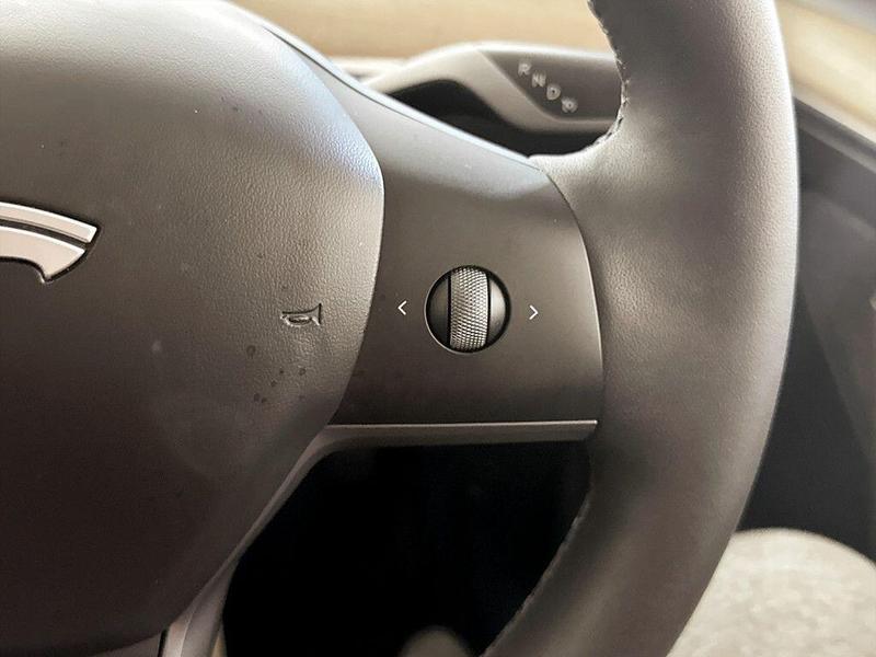 Used Tesla Model Y 2022 for sale - 76382143: Photo 18