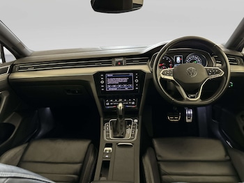 Used Volkswagen Passat 2023 for sale - 79090516: Photo