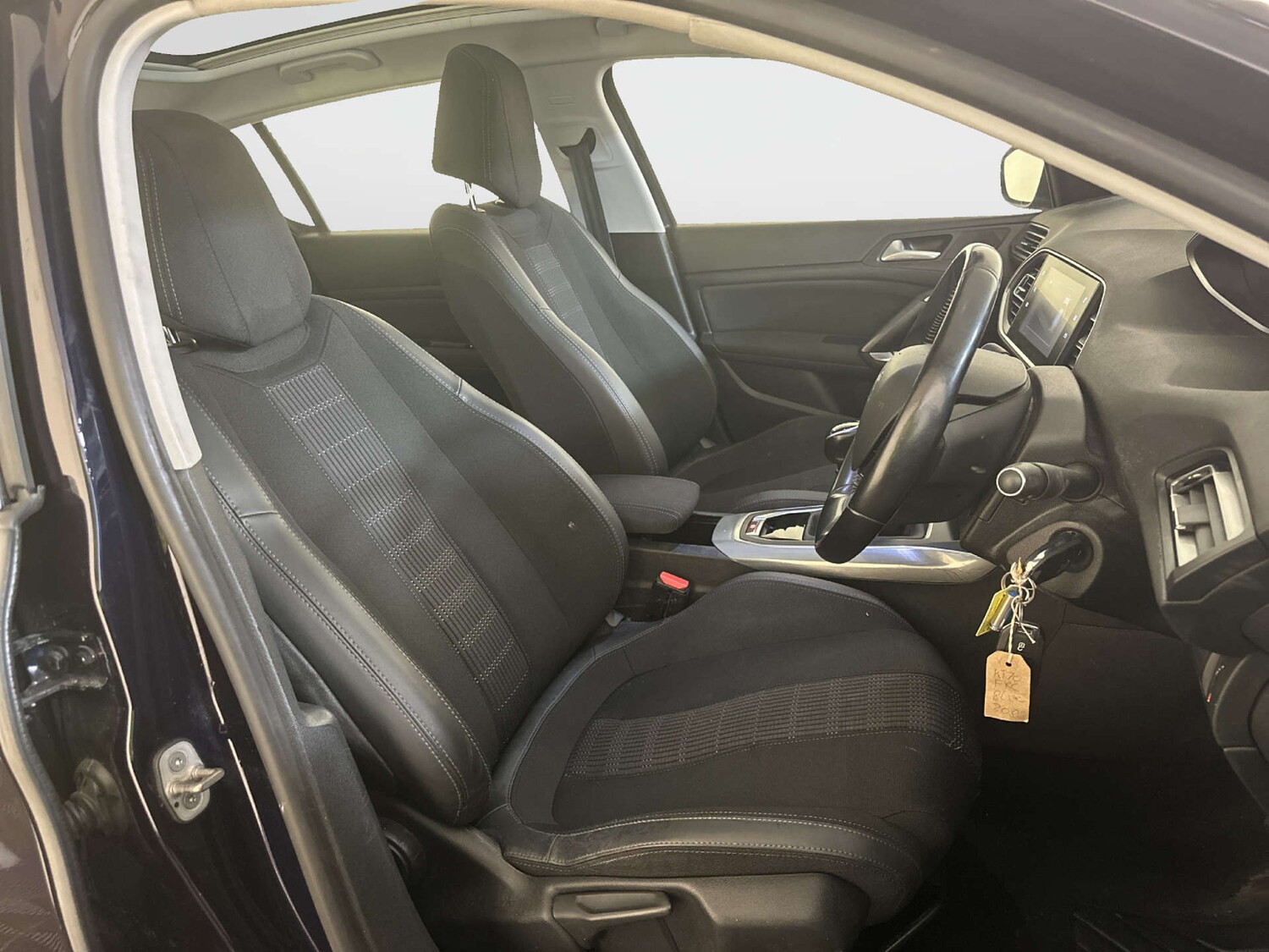 Used Peugeot 308 2021 for sale - 78053763: Photo 12