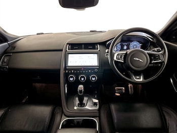 Used Jaguar E-Pace 2020 for sale - 77301719: Photo
