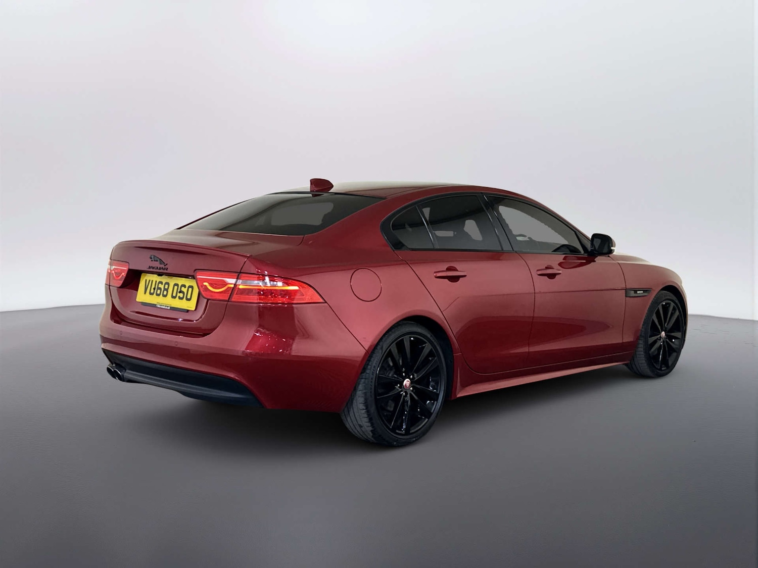 Used Jaguar XE 2018 for sale - 78105705: Photo 10