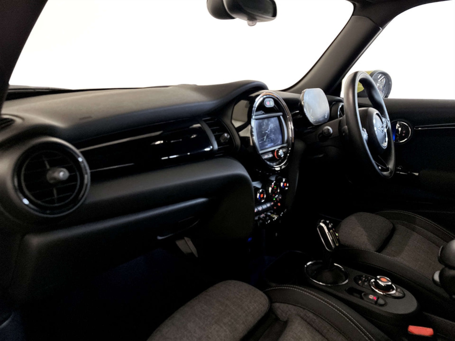 Used MINI Electric Hatch 2020 for sale - 77431902: Photo 11