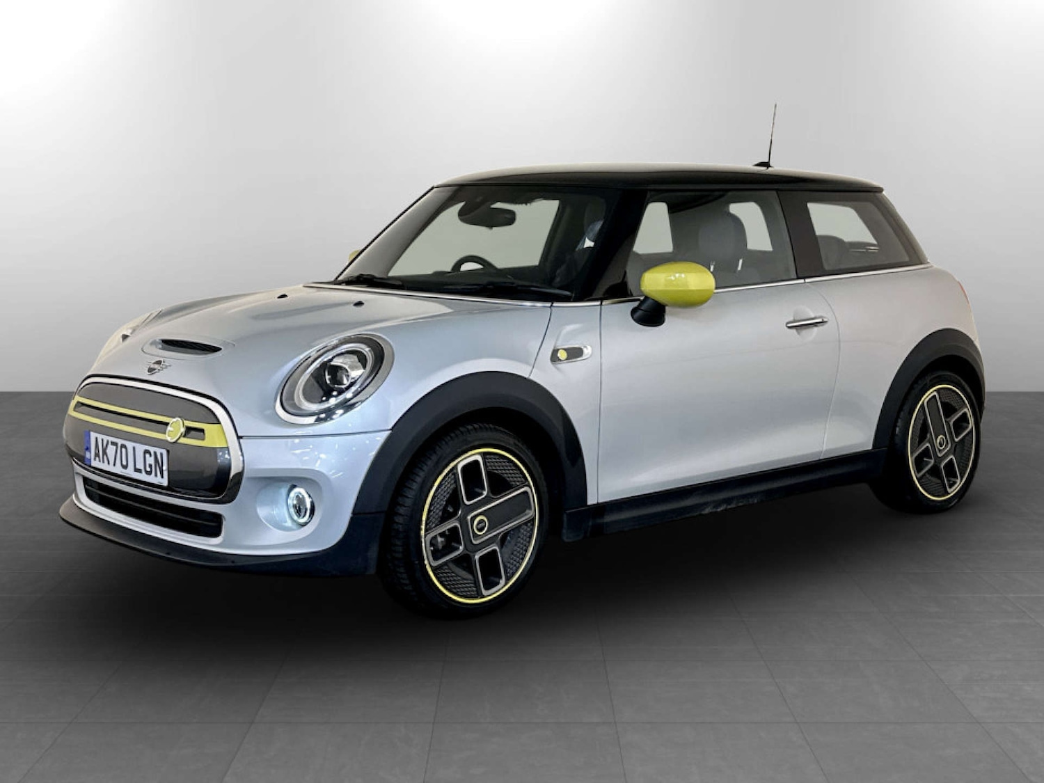 Used MINI Electric Hatch 2020 for sale - 77431902: Photo 5