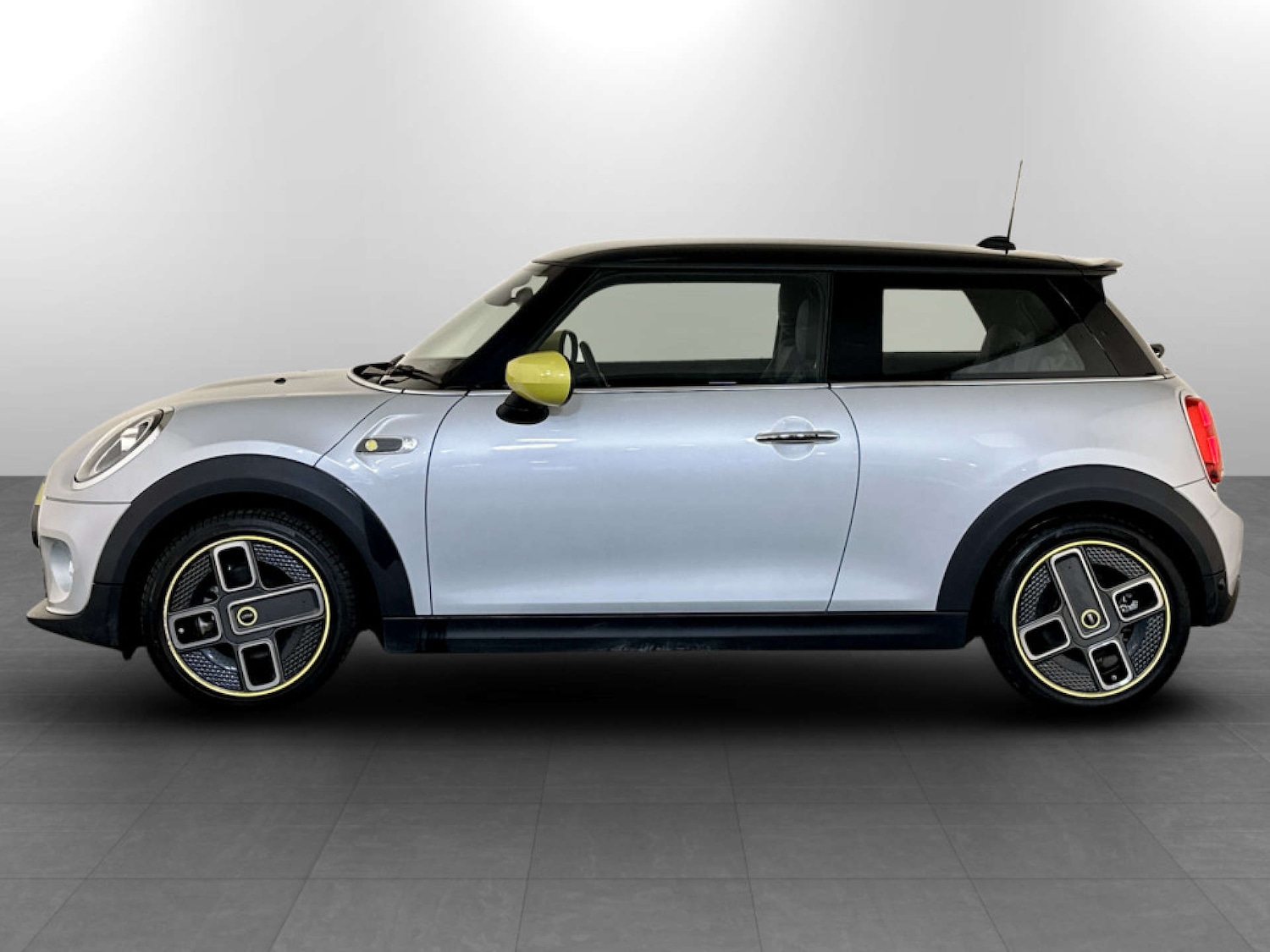 Used MINI Electric Hatch 2020 for sale - 77431902: Photo 6