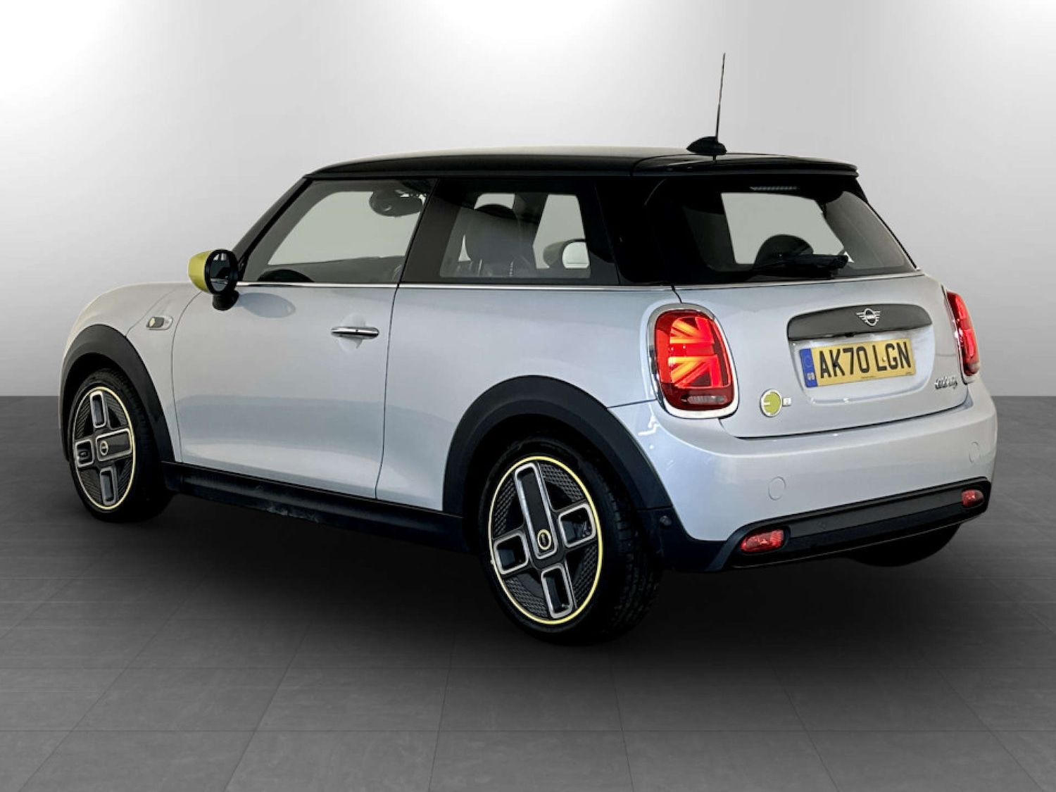Used MINI Electric Hatch 2020 for sale - 77431902: Photo 7