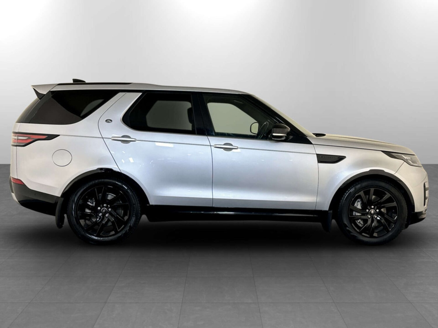 Used Land Rover Discovery 2020 for sale - 77469924: Photo 11