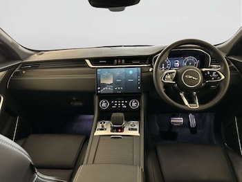 Used Jaguar F-Pace 2024 for sale - 78421181: Photo