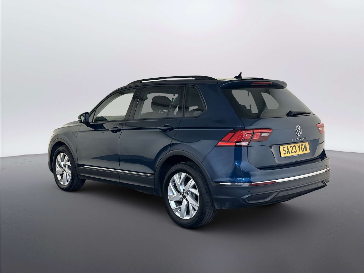 Used Volkswagen Tiguan 2023 for sale - 78182157: Photo 8