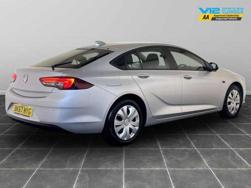 Used Vauxhall Insignia 2017 for sale - 76382337: Photo 10