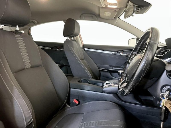 Used Honda Civic 2019 for sale - 76329682: Photo 13