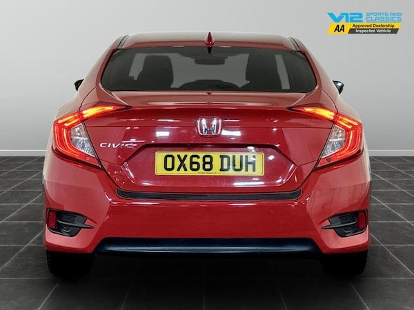 Used Honda Civic 2019 for sale - 76329682: Photo 9
