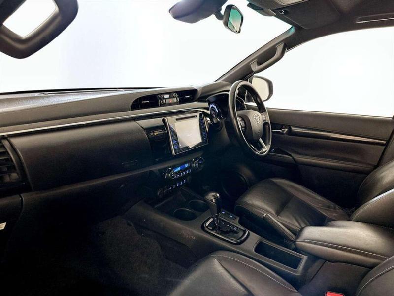 Used Toyota Hilux 2020 for sale - 76850972: Photo 12
