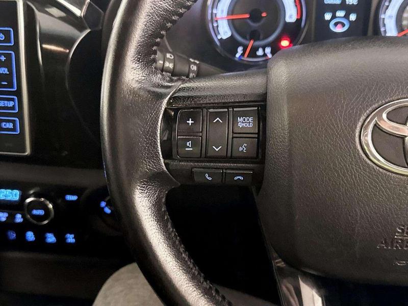 Used Toyota Hilux 2020 for sale - 76850972: Photo 17
