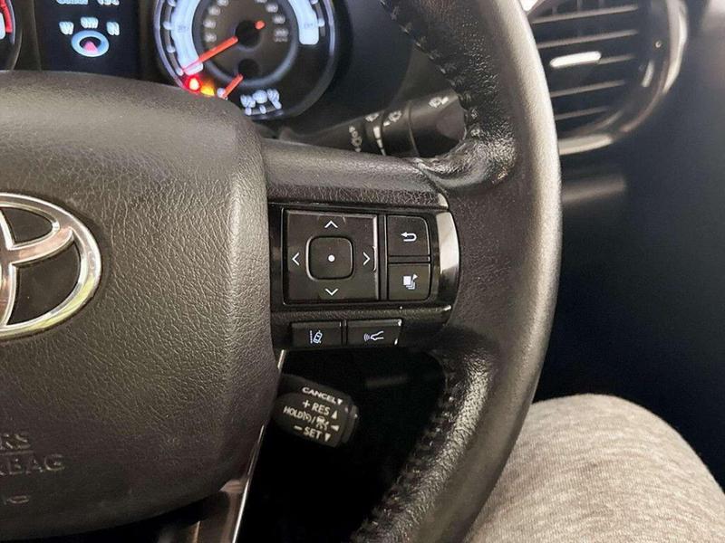 Used Toyota Hilux 2020 for sale - 76850972: Photo 19