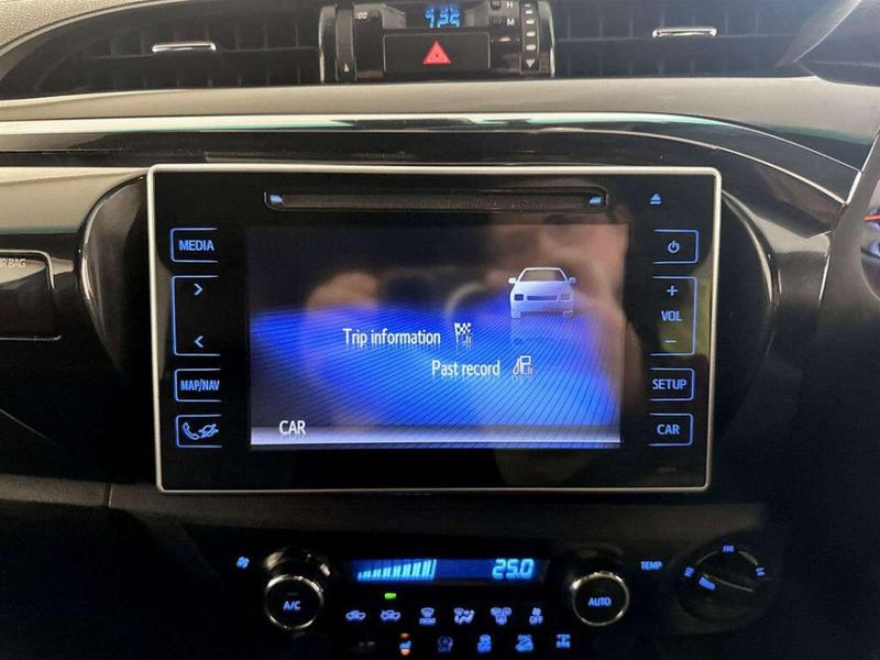 Used Toyota Hilux 2020 for sale - 76850972: Photo 22