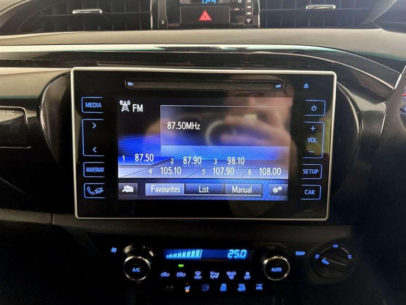 Used Toyota Hilux 2020 for sale - 76850972: Photo 23