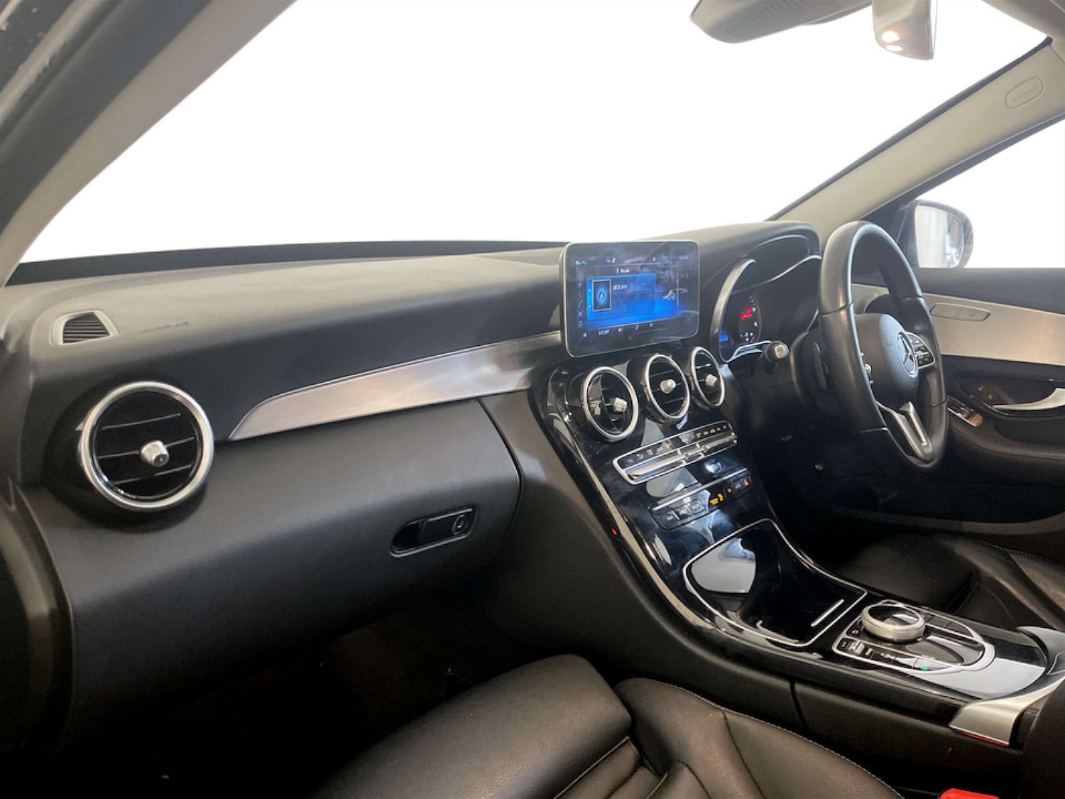 Used Mercedes-Benz C Class 2020 for sale - 77355543: Photo 10