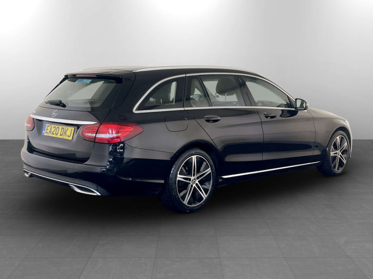 Used Mercedes-Benz C Class 2020 for sale - 77355543: Photo 8