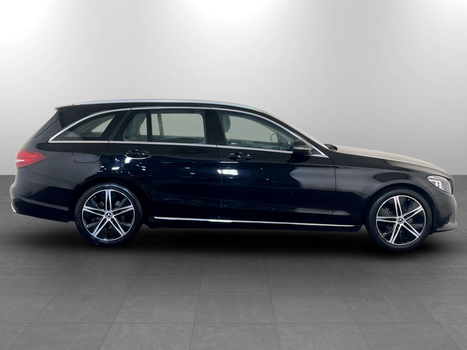 Used Mercedes-Benz C Class 2020 for sale - 77355543: Photo 9