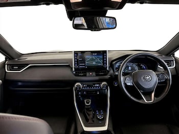 Used Toyota RAV4 2021 for sale - 77100688: Photo