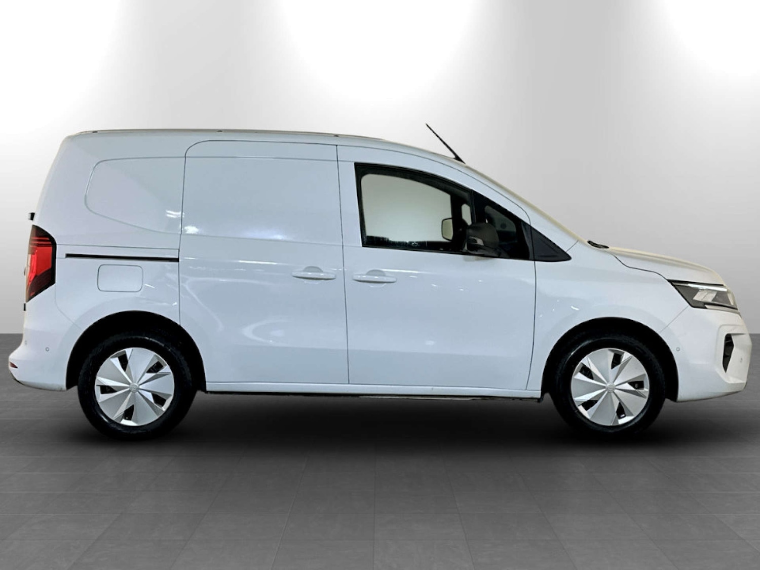 Used Nissan Other 2023 for sale - 77299345: Photo 11