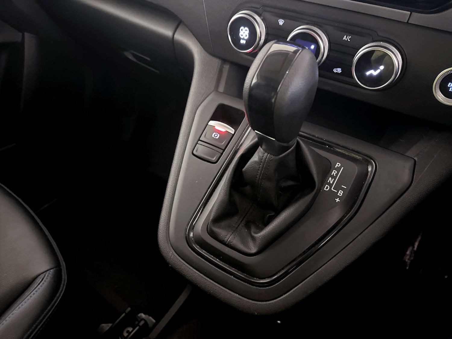 Used Nissan Other 2023 for sale - 77299345: Photo 25