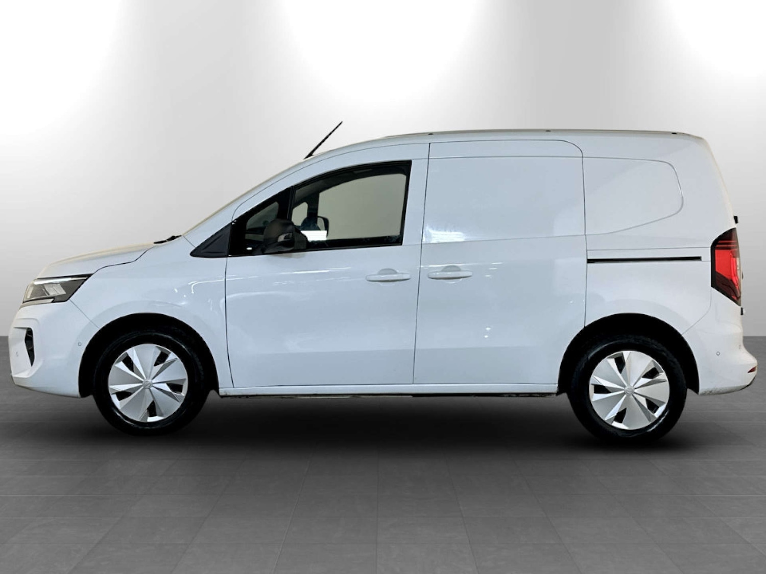 Used Nissan Other 2023 for sale - 77299345: Photo 7