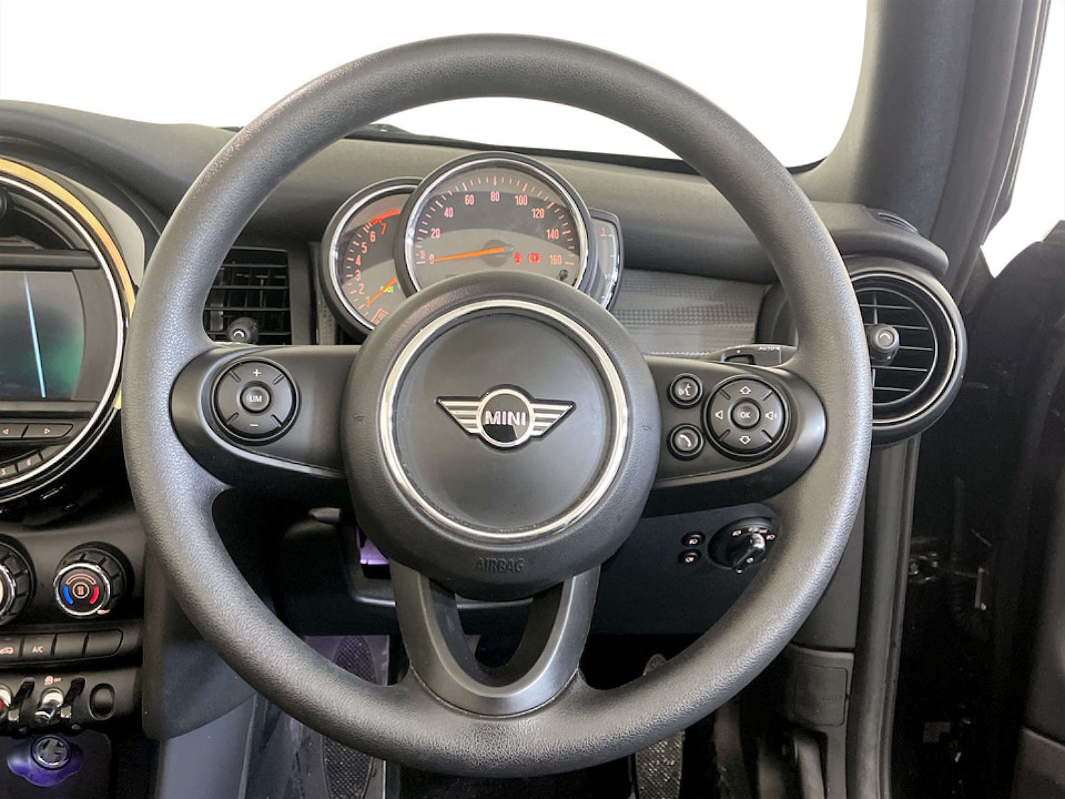 Used MINI Convertible 2020 for sale - 77261419: Photo 16