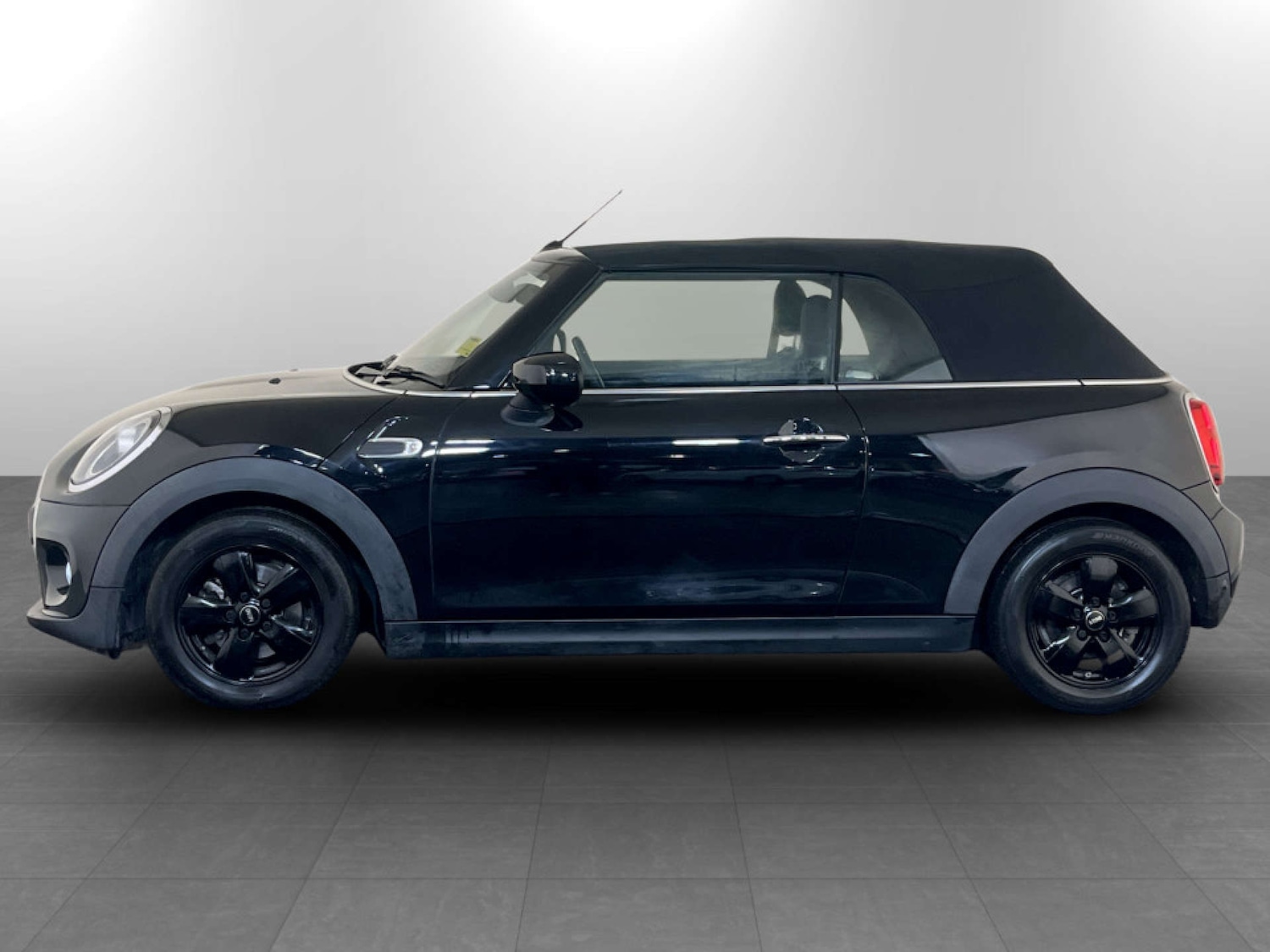 Used MINI Convertible 2020 for sale - 77261419: Photo 7