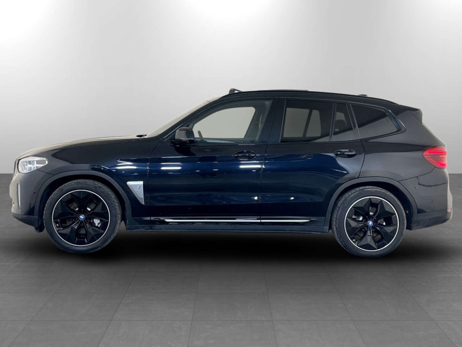 Used BMW iX3 2021 for sale - 77420216: Photo 6