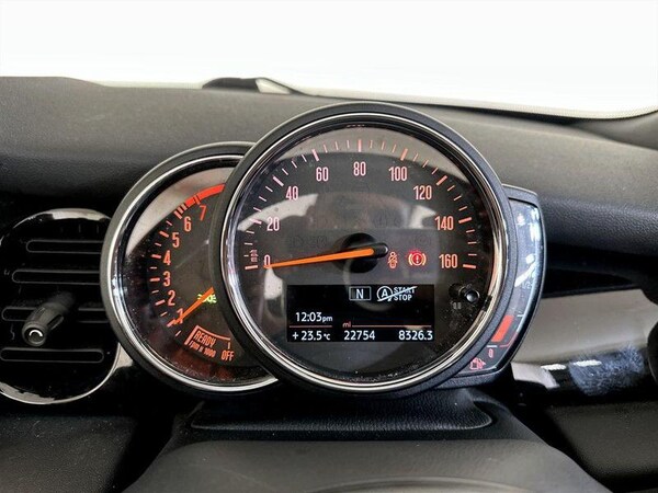 Used MINI Convertible 2021 for sale - 75712724: Photo 17
