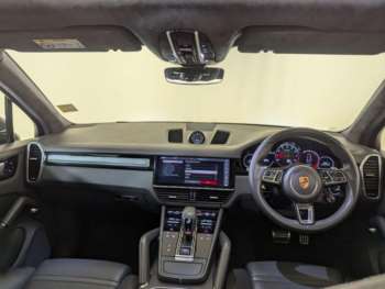 Used Porsche Cayenne 2018 for sale - 73986642: Photo