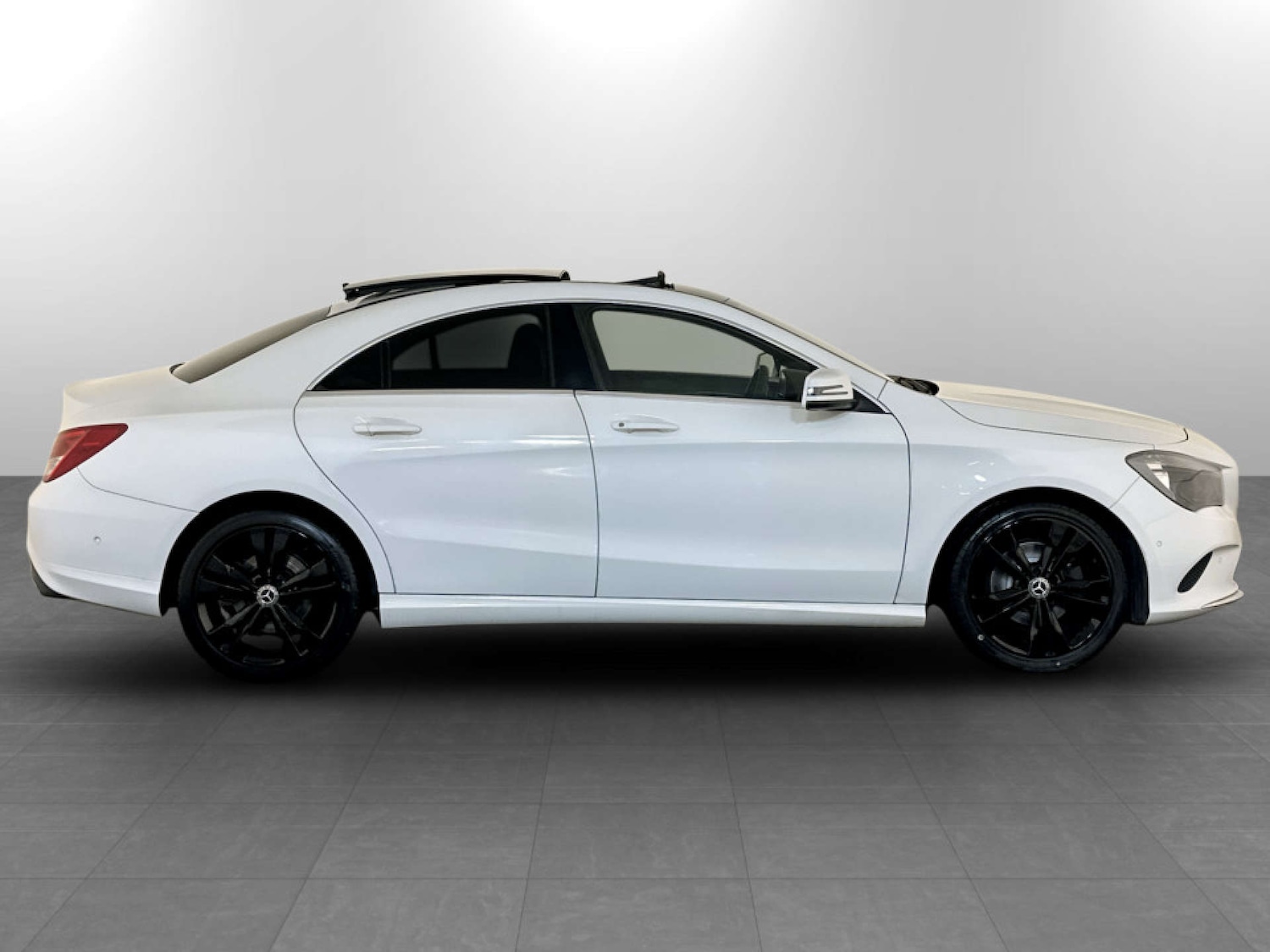 Used Mercedes-Benz CLA 2017 for sale - 77342195: Photo 11