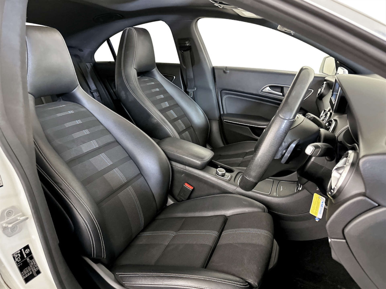 Used Mercedes-Benz CLA 2017 for sale - 77342195: Photo 13