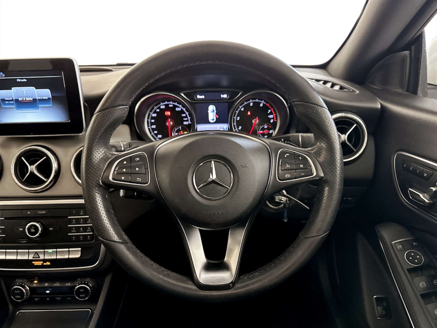 Used Mercedes-Benz CLA 2017 for sale - 77342195: Photo 17