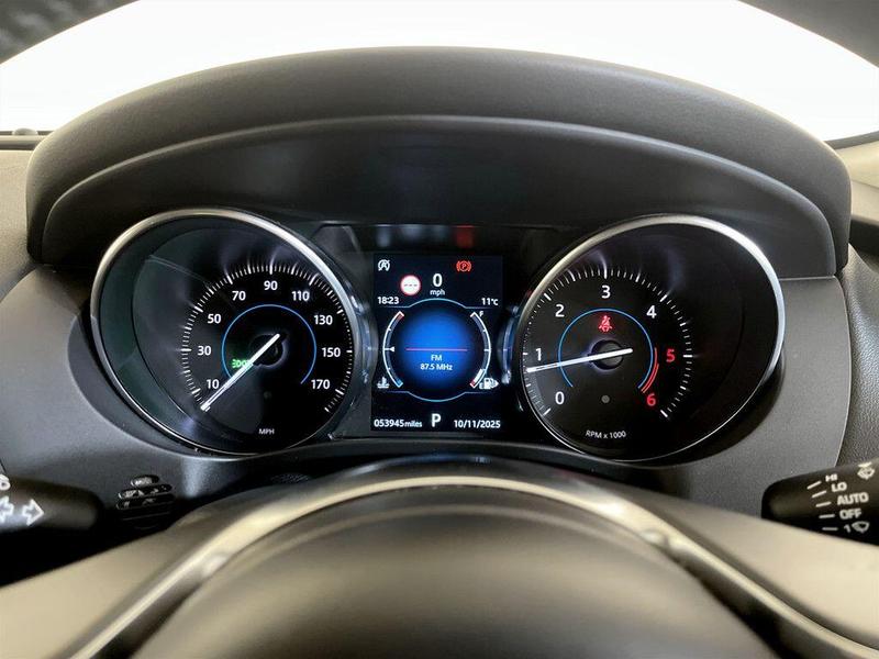 Used Jaguar F-Pace 2018 for sale - 76545274: Photo 18