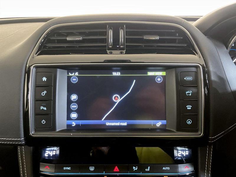 Used Jaguar F-Pace 2018 for sale - 76545274: Photo 23