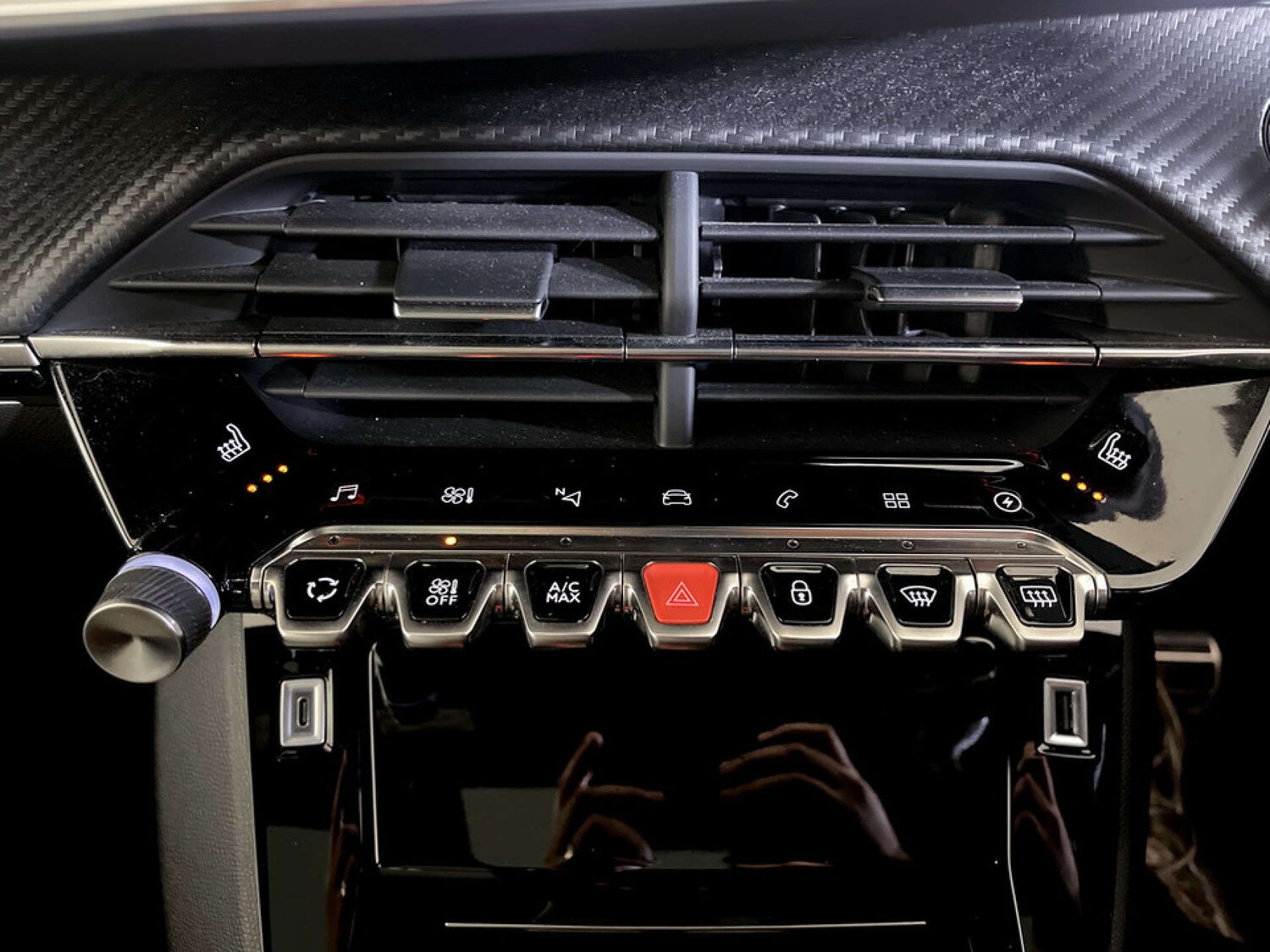 Used Peugeot 2008 2020 for sale - 77469910: Photo 25