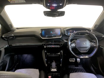 Used Peugeot 2008 2020 for sale - 77469910: Photo