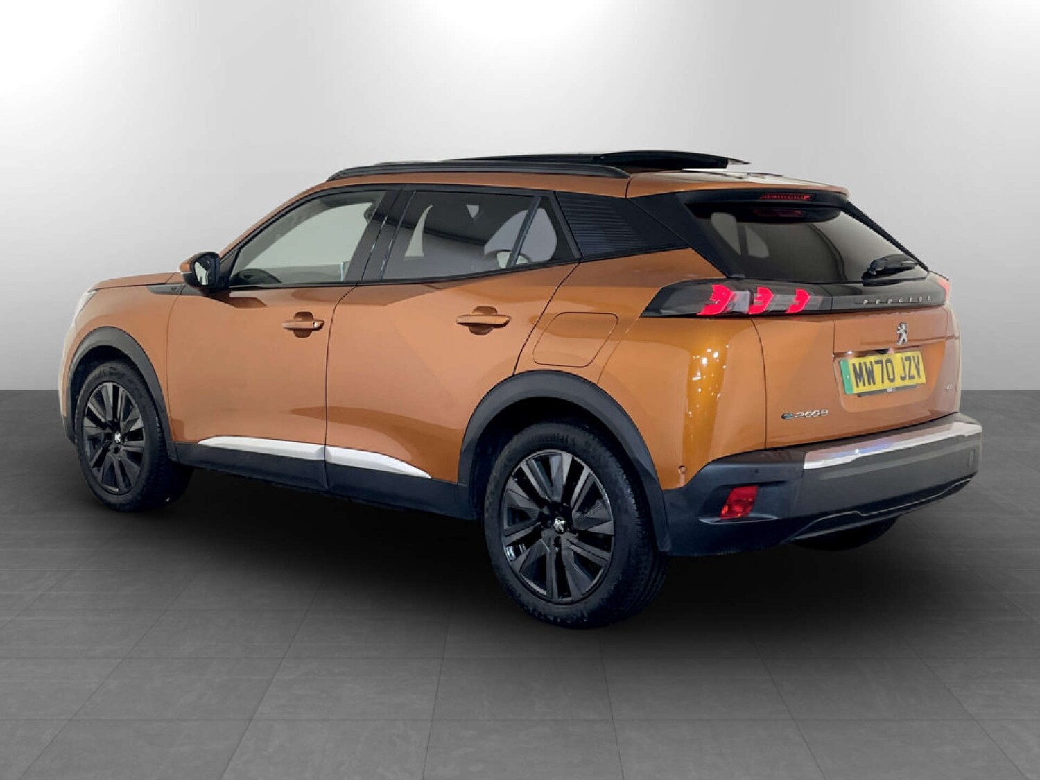 Used Peugeot 2008 2020 for sale - 77469910: Photo 8