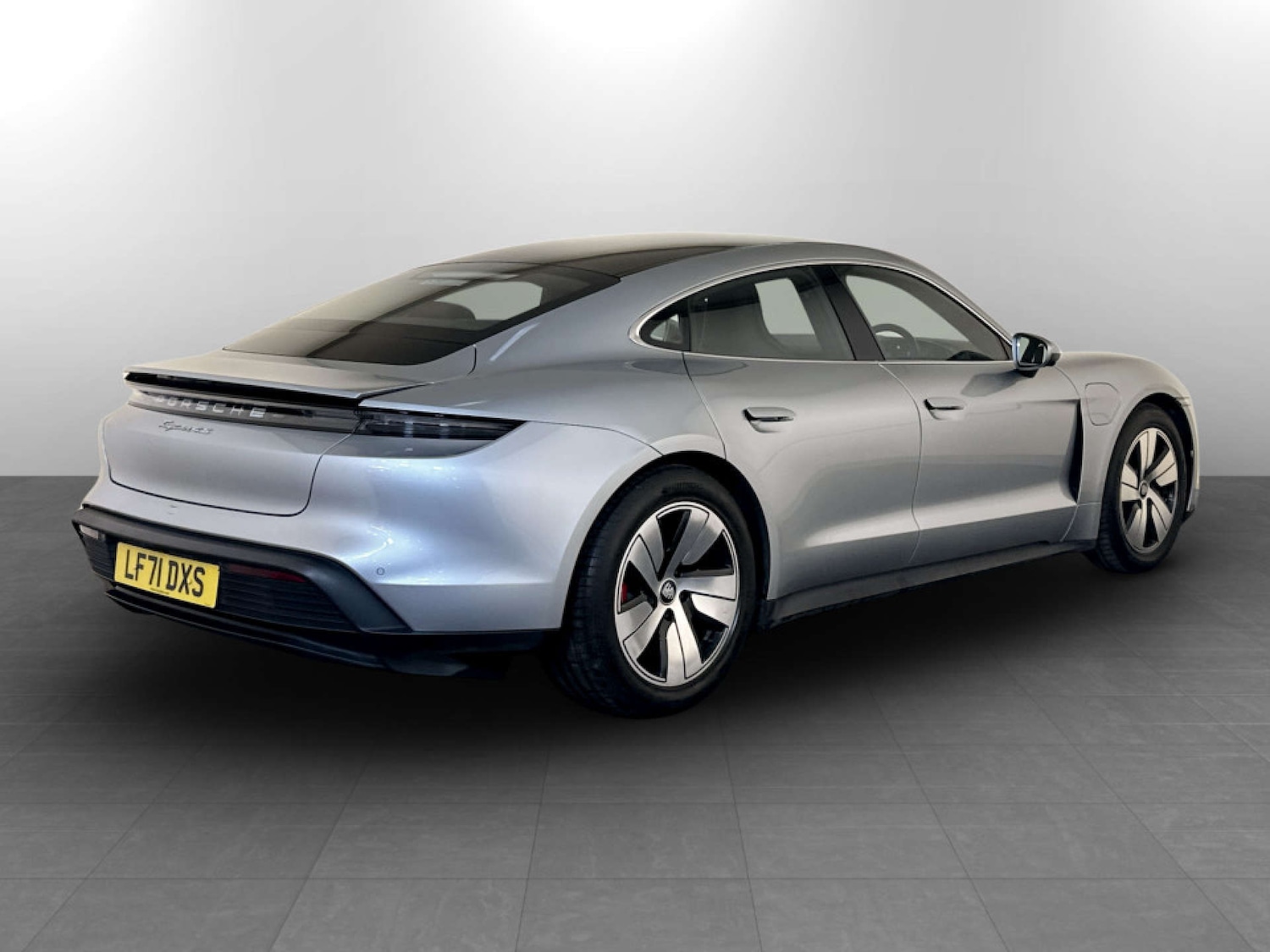 Used Porsche Taycan 2021 for sale - 77749119: Photo 10