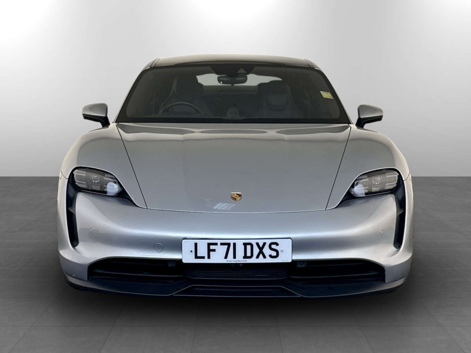 Used Porsche Taycan 2021 for sale - 77749119: Photo 5