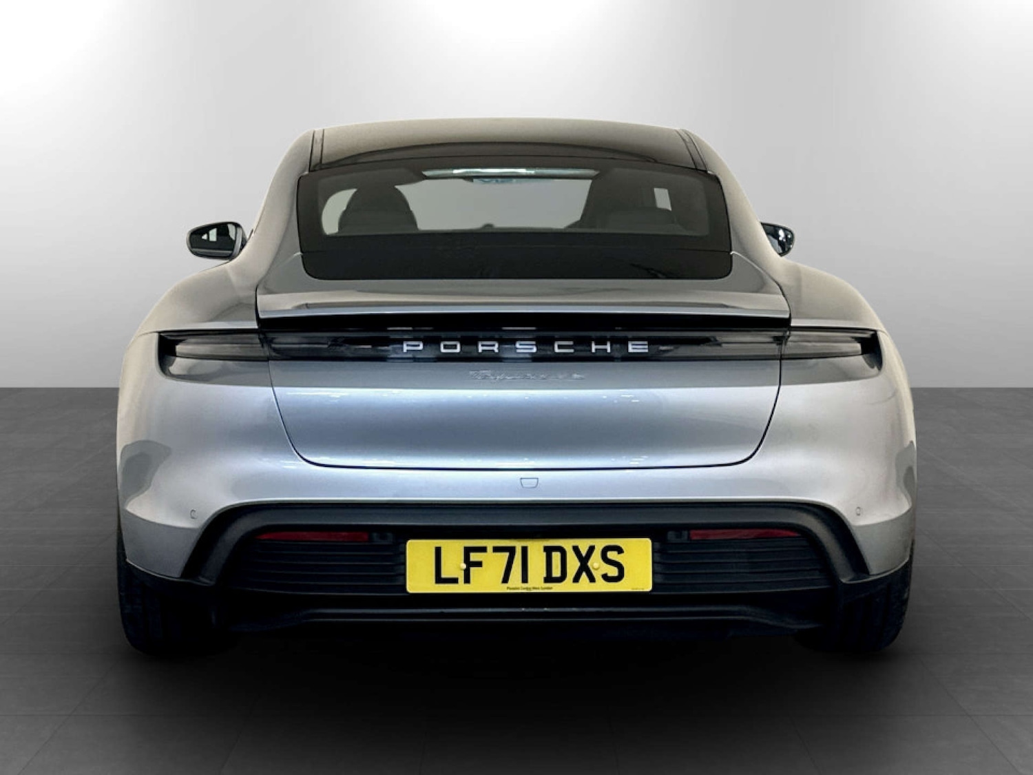 Used Porsche Taycan 2021 for sale - 77749119: Photo 9