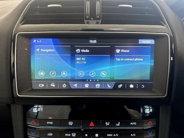 Used Jaguar F-Pace 2019 for sale - 76209309: Photo 24