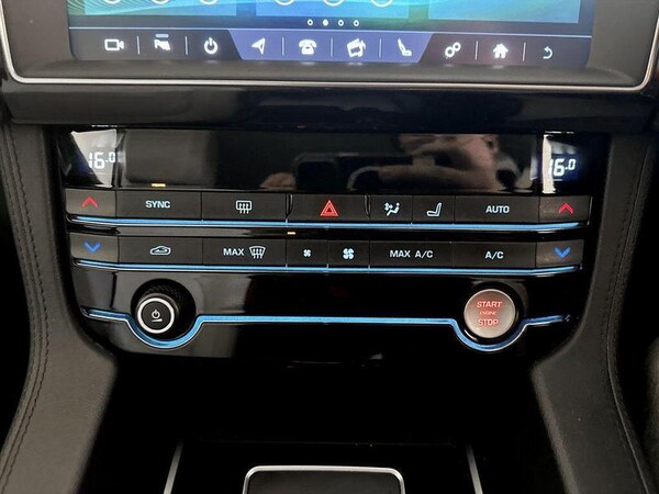 Used Jaguar F-Pace 2019 for sale - 76209309: Photo 25